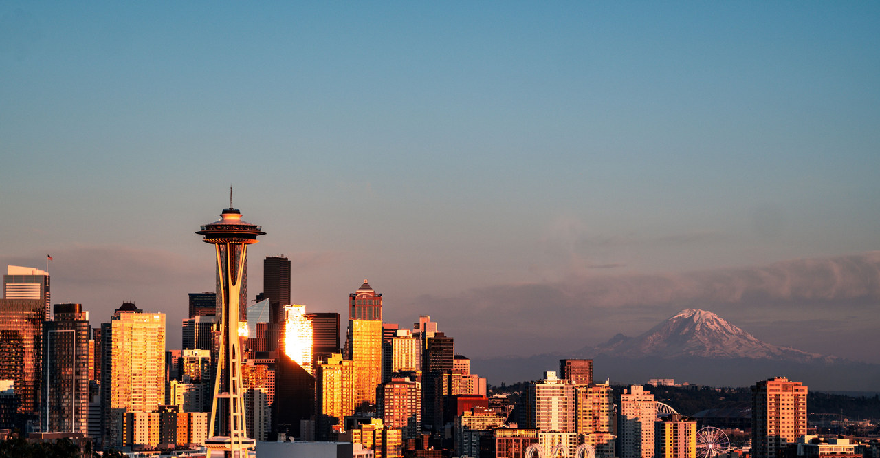 Downtown Seattle and Mount Rainier at golden hour, seen from Kerry Park